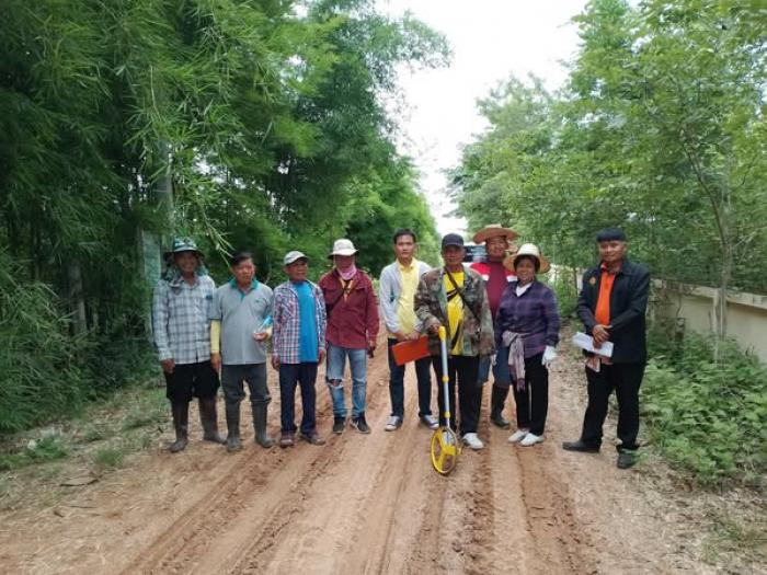 เทศบาลตำบลกุดกว้าง โดยคณะผู้บริหาร สมาชิกสภาฯ และเจ้าหน้าที่กองช่างออกสำรวจเส้นทางเพื่อบรรเทาความเดือดร้อนเเก่ประชาชน ทั้งหมด 8 เส้นทาง